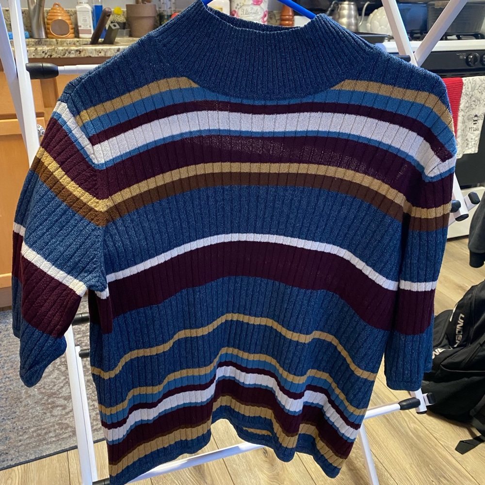 Russ light sweater